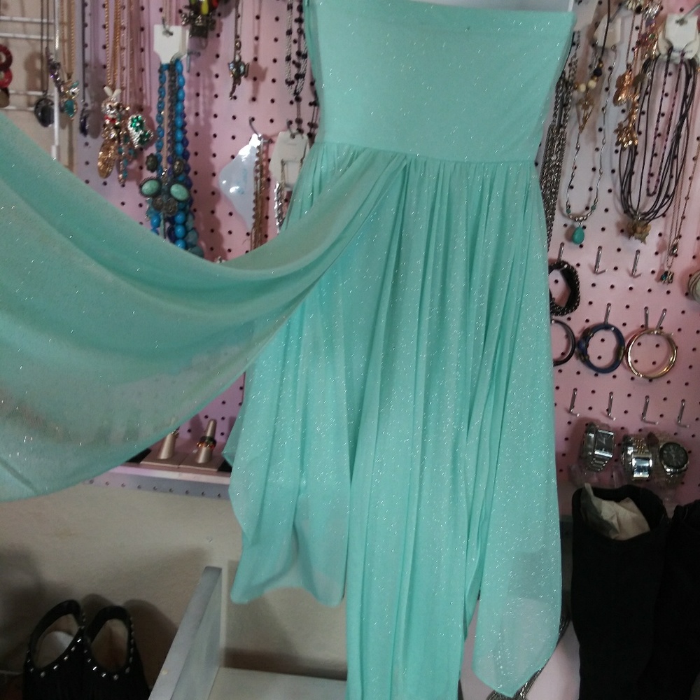 3/$30 Sequined Heart - Picture 7 of 8